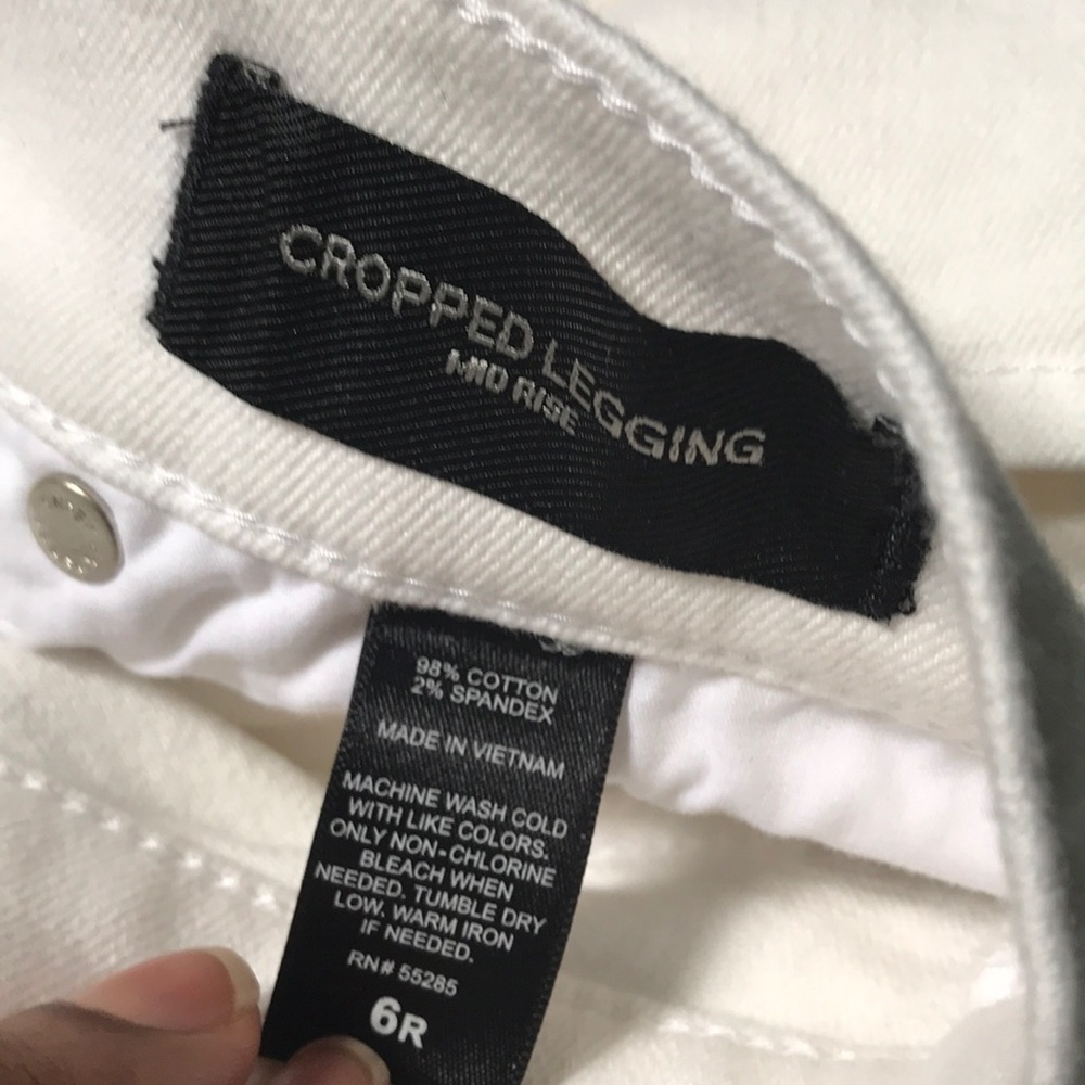 🎉BF 🌑SALE [Express] Skinny Leg Jeans - Picture 4 of 4